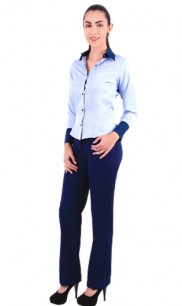 Camisa Linha Especial Feminina Modelo Tradicional com Detalhes em Azul Marinho