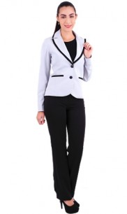 Blazer Linha Especial Feminino, Modelo Tradicional Prega Atrás com Detalhes em Preto